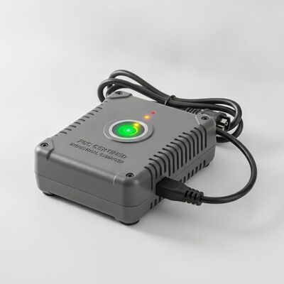Сертифицированные FCC стандартные зарядные устройства с индикатором состояния зарядки LED и компактным дизайном 300 г для промышленного использования